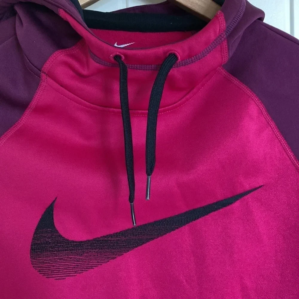 Nike pullover hoodie